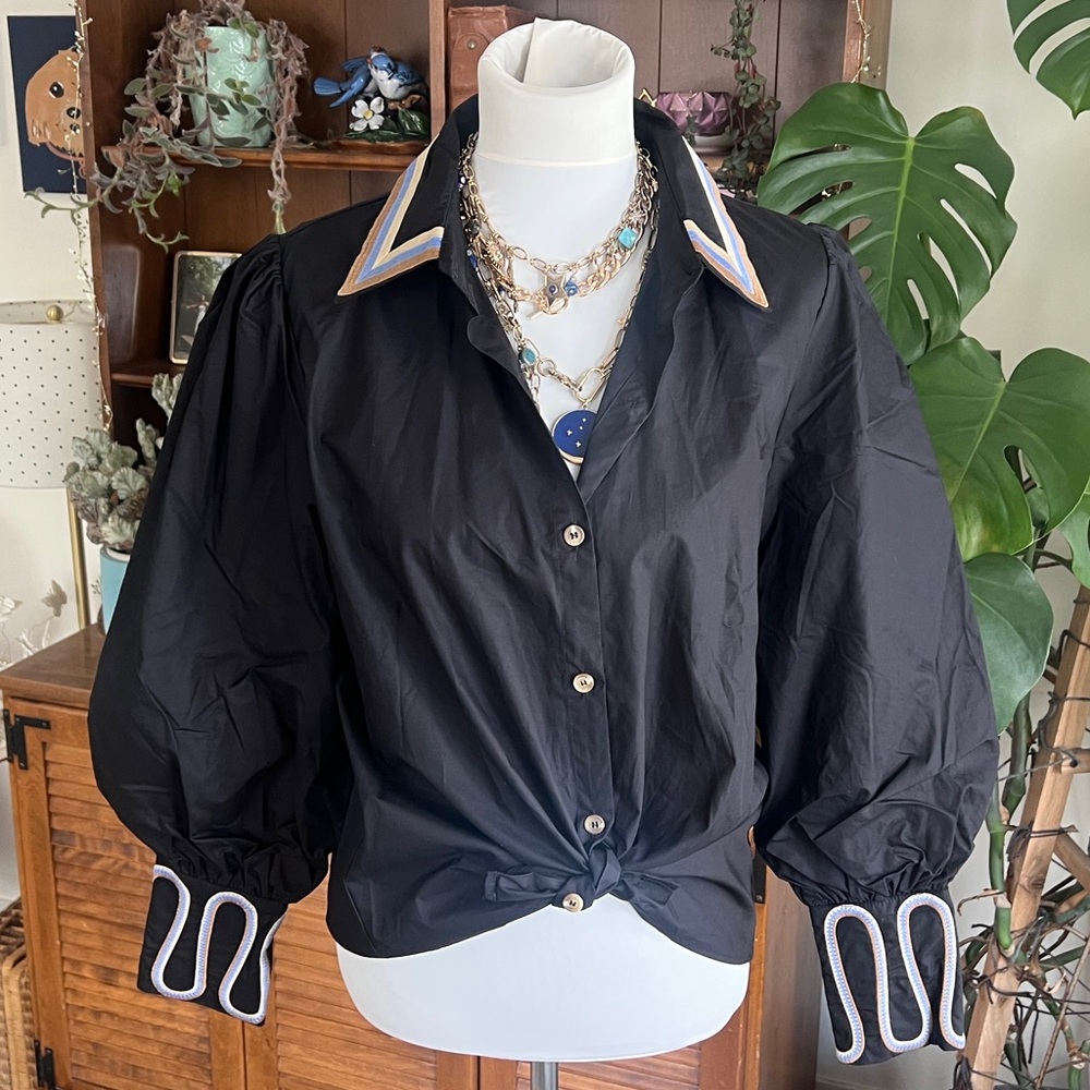 Jodifl Black Embroidered Puff Sleeve Blouse M NWT